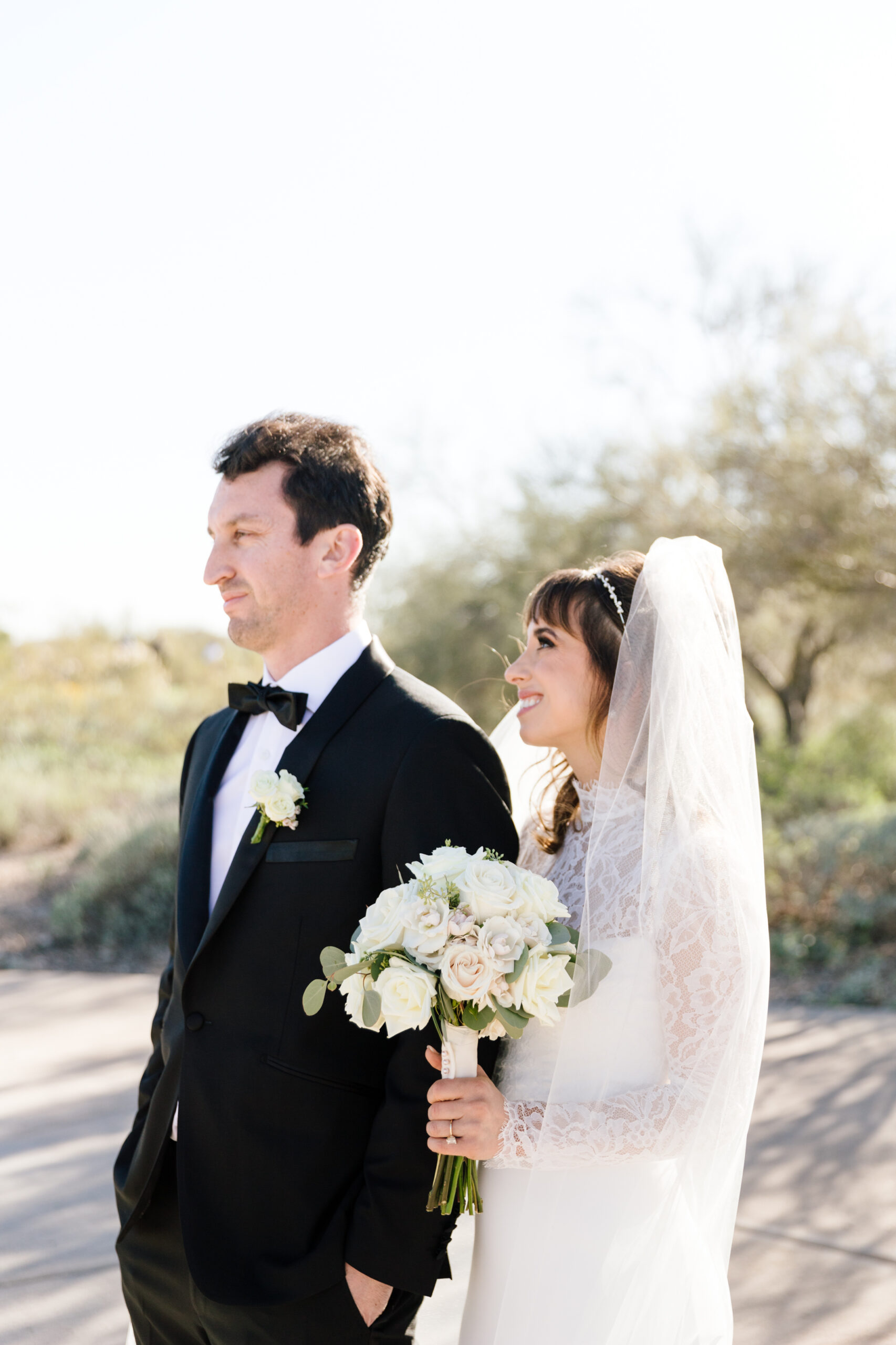 This Anthem Golf & Country Club wedding in Arizona embodied the essence of family, elegance & pure bliss. Check out the Anthem Golf & Country Club venue!